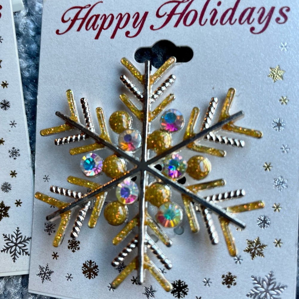 Set of Two Holiday Pins - Picture 3 of 3